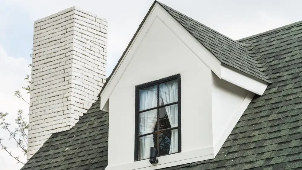 asphalt shingle roof in Chicago