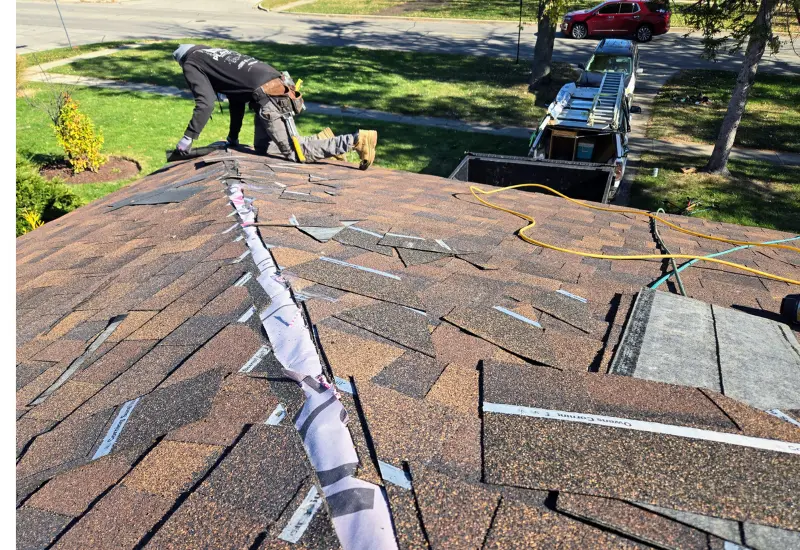 how much roofers charge for roof repairs Chicago IL