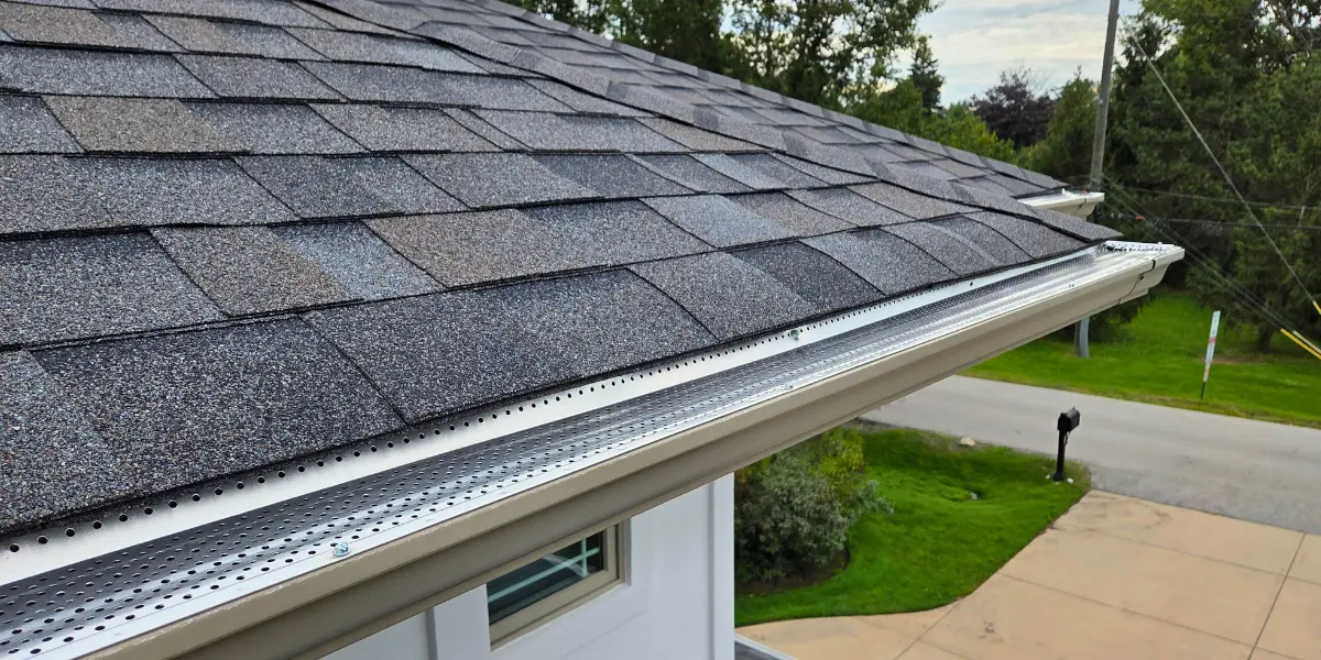 Seamless gutters and gutter guards install