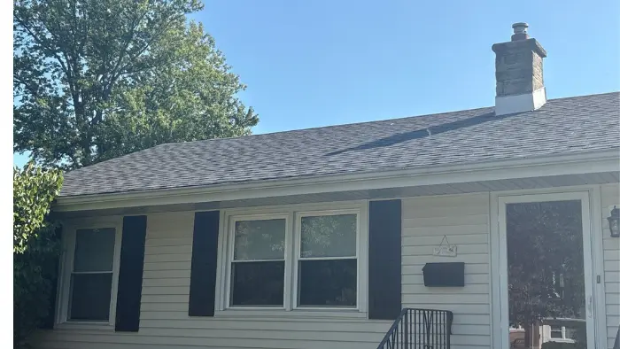 New roof installed on a Chicago home
